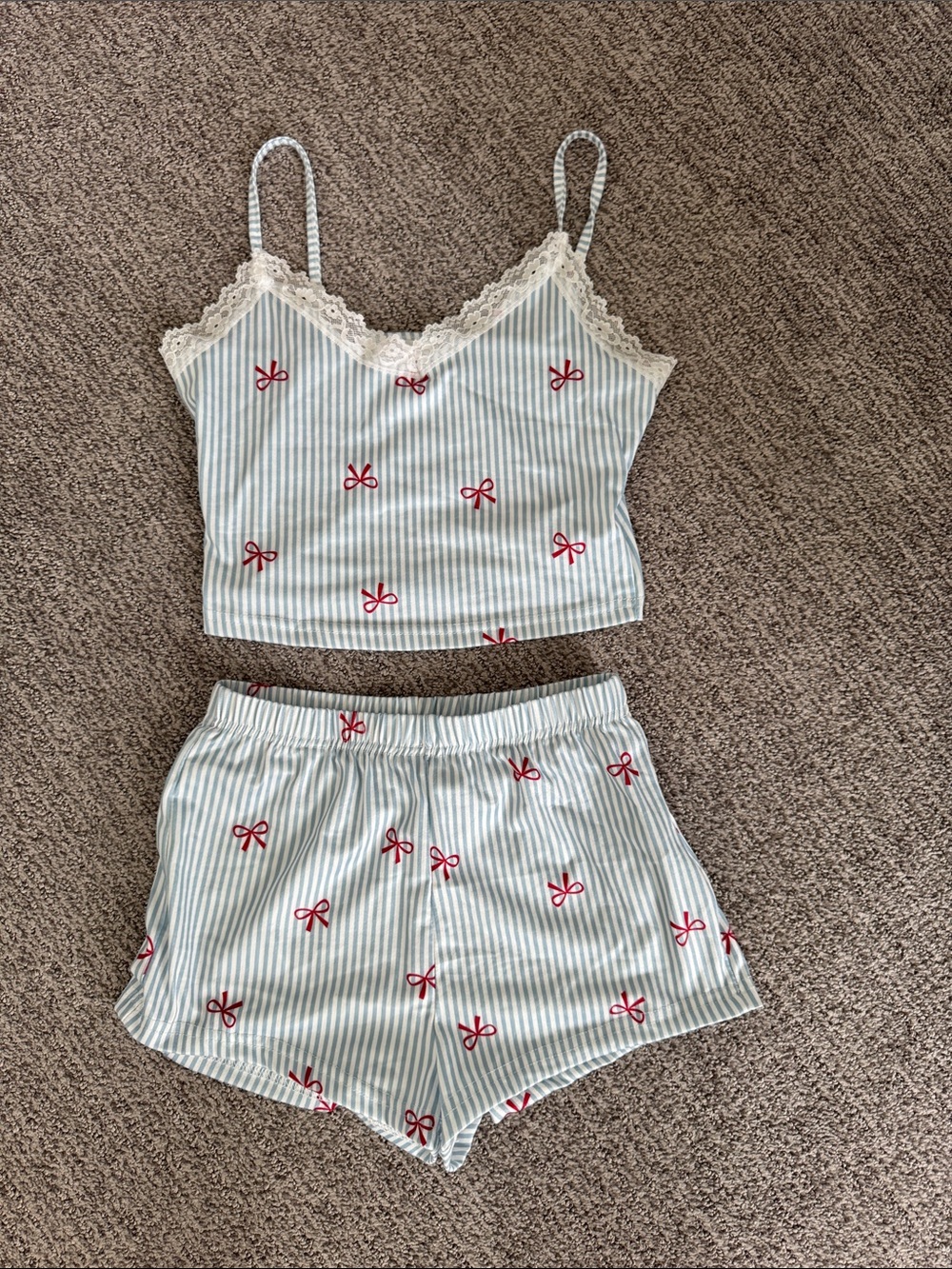 Women's Light Blue Striped Lace-Trim Cami & Short Pajama Set - Red Bow Print